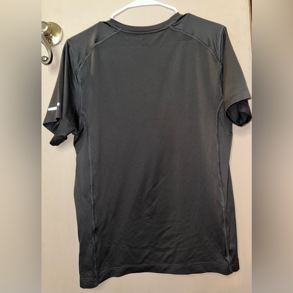 Hotworx dri-fit breathable tee - Picture 2 of 2